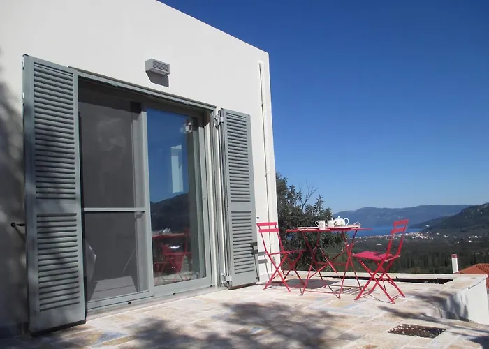 Villa Iremia, Piscine A Debordement & Vue Mer Panoramique Chaliotata