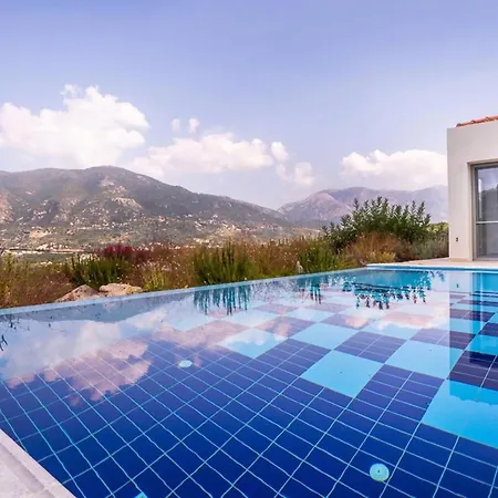 Вилла Iremia, Piscine A Debordement & Vue Panoramique *