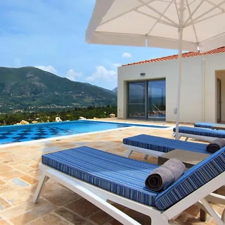 Iremia, Piscine A Debordement & Vue Panoramique Вилла